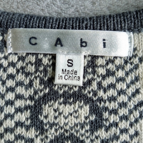 Cabi 887 Wonderful Me Gray White Fitted Knit Sweater Vest Peplum Hem Classic - Picture 6 of 7